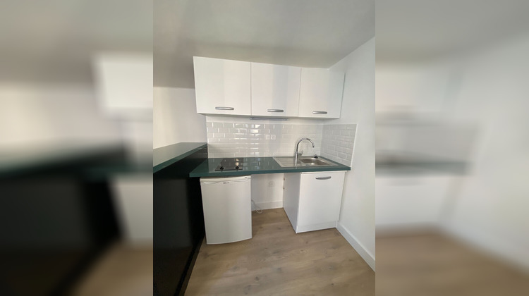 Ma-Cabane - Location Appartement VERSAILLES, 23 m²
