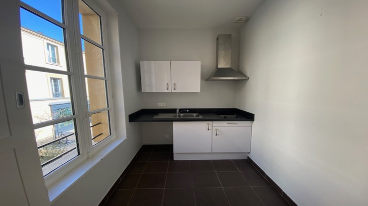 Ma-Cabane - Location Appartement VERSAILLES, 23 m²