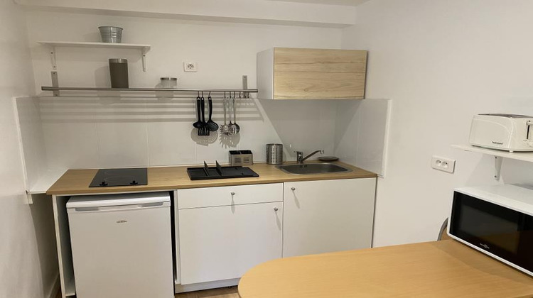 Ma-Cabane - Location Appartement VERSAILLES, 24 m²
