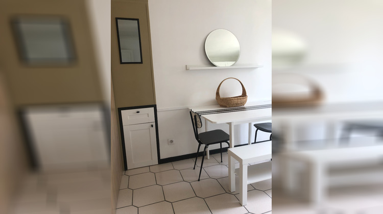 Ma-Cabane - Location Appartement VERSAILLES, 28 m²