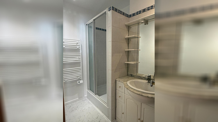 Ma-Cabane - Location Appartement VERSAILLES, 50 m²
