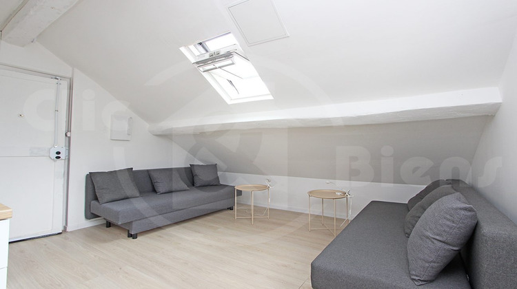 Ma-Cabane - Location Appartement Versailles, 7 m²