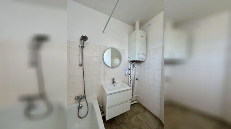 Ma-Cabane - Location Appartement VERSAILLES, 71 m²