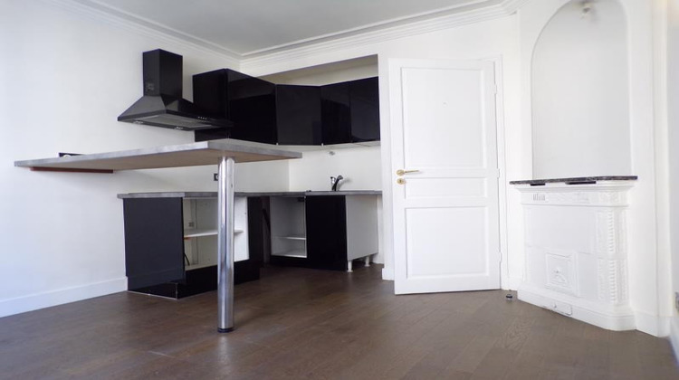 Ma-Cabane - Location Appartement VERSAILLES, 40 m²