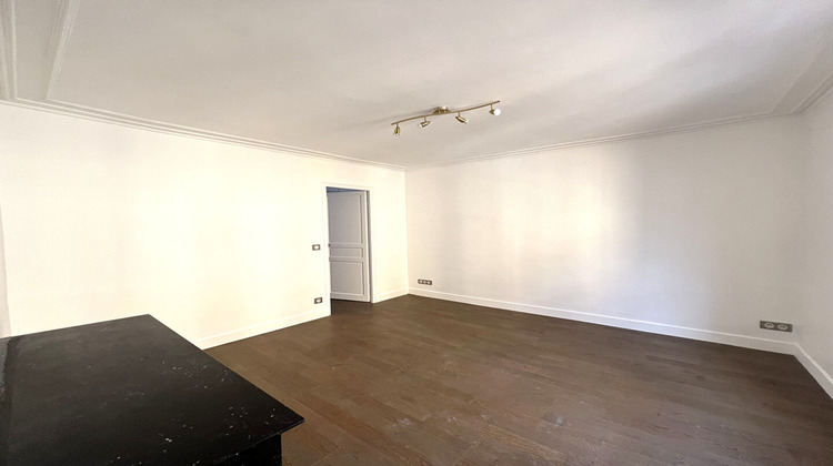 Ma-Cabane - Location Appartement VERSAILLES, 40 m²