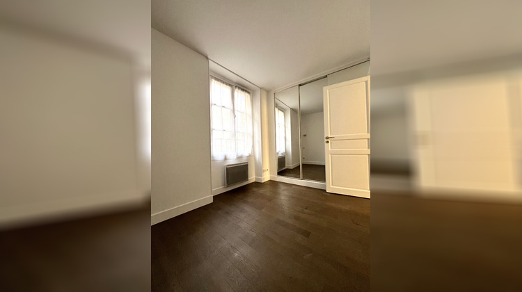 Ma-Cabane - Location Appartement VERSAILLES, 40 m²
