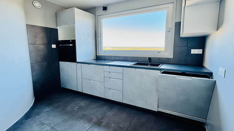 Ma-Cabane - Location Appartement VERSAILLES, 84 m²