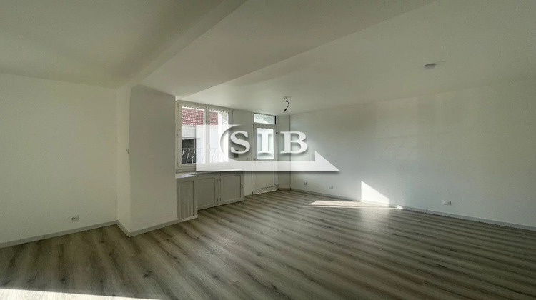 Ma-Cabane - Location Appartement Vert-le-Grand, 30 m²