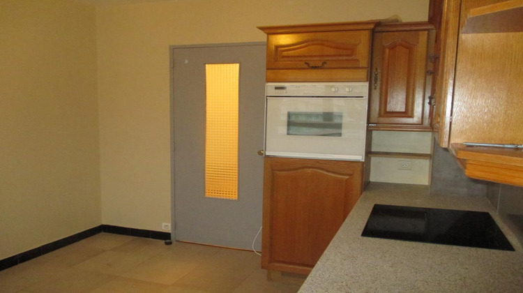 Ma-Cabane - Location Appartement VESOUL, 111 m²