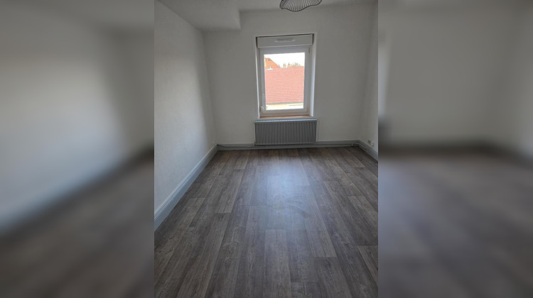 Ma-Cabane - Location Appartement VESOUL, 52 m²