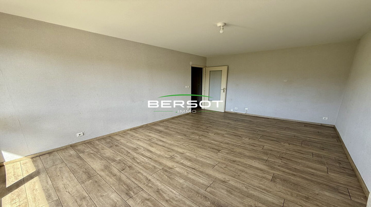 Ma-Cabane - Location Appartement VESOUL, 52 m²