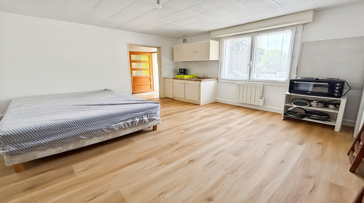 Ma-Cabane - Location Appartement VEZIN-LE-COQUET, 30 m²