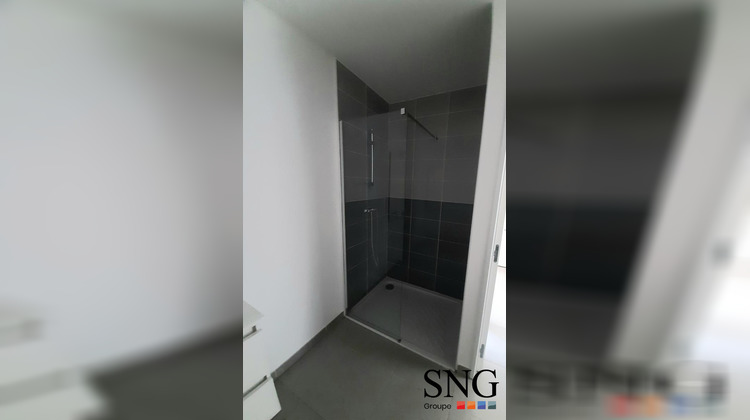 Ma-Cabane - Location Appartement Vias, 60 m²