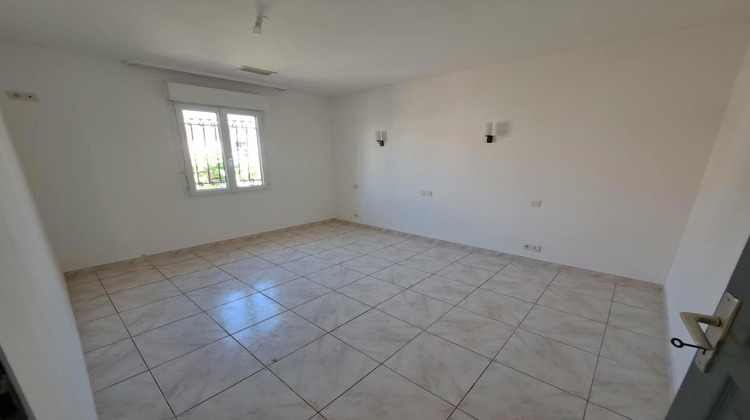 Ma-Cabane - Location Appartement VIAS, 91 m²