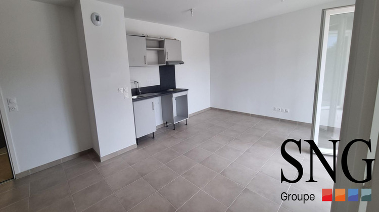 Ma-Cabane - Location Appartement Vias, 45 m²