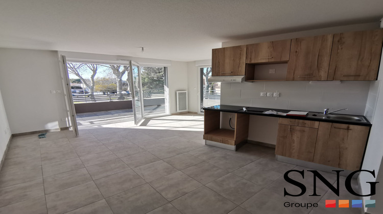Ma-Cabane - Location Appartement Vias, 61 m²