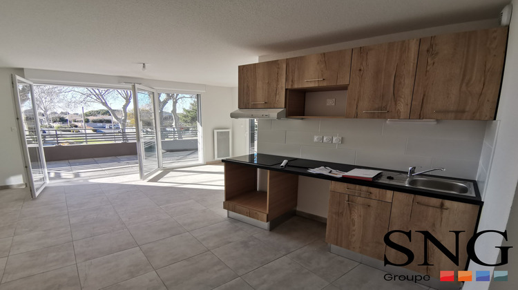 Ma-Cabane - Location Appartement Vias, 61 m²