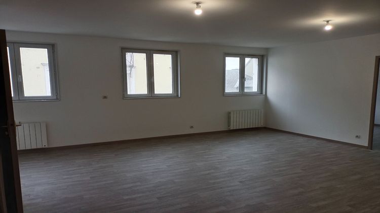 Ma-Cabane - Location Appartement VIBRAYE, 65 m²