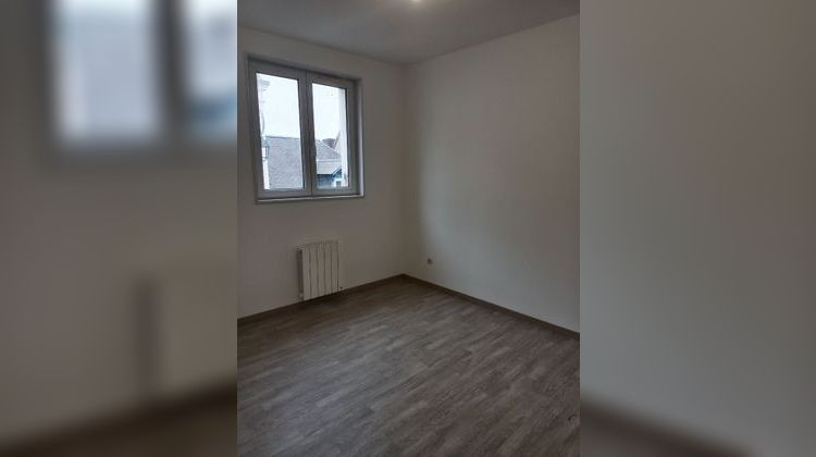 Ma-Cabane - Location Appartement VIBRAYE, 65 m²