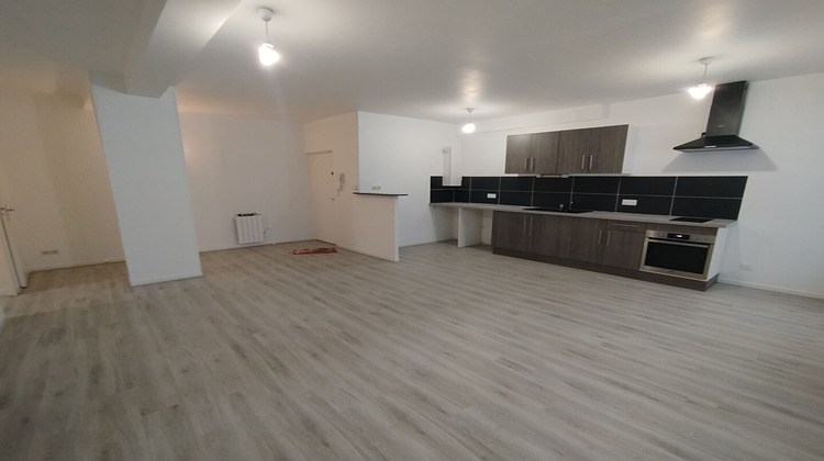 Ma-Cabane - Location Appartement VIBRAYE, 53 m²