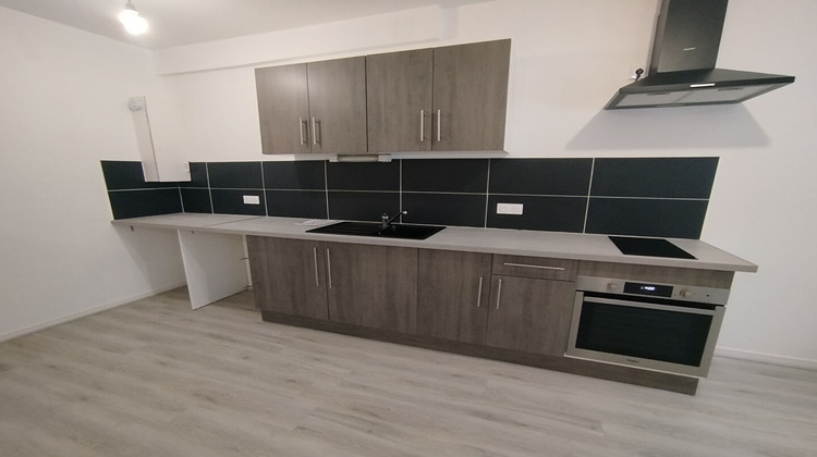 Ma-Cabane - Location Appartement VIBRAYE, 53 m²
