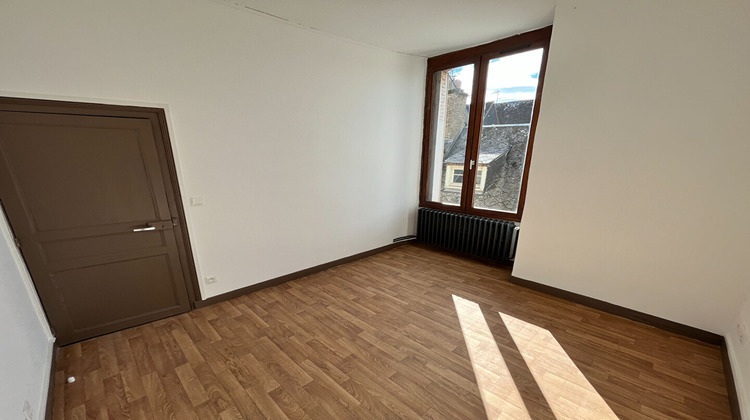 Ma-Cabane - Location Appartement VIBRAYE, 87 m²