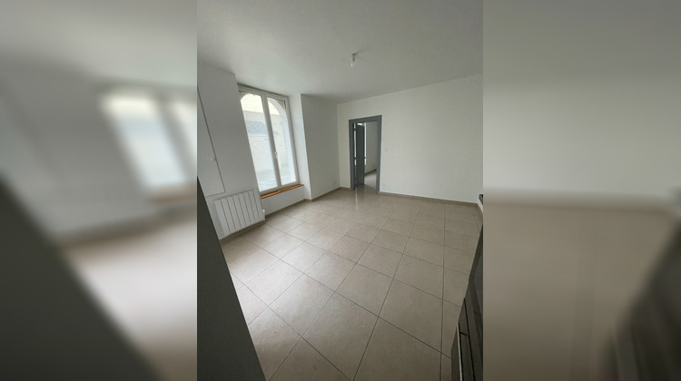 Ma-Cabane - Location Appartement VIBRAYE, 43 m²