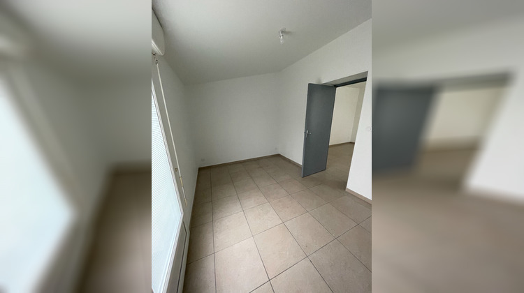 Ma-Cabane - Location Appartement VIBRAYE, 43 m²