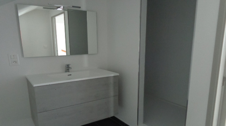 Ma-Cabane - Location Appartement VIBRAYE, 81 m²