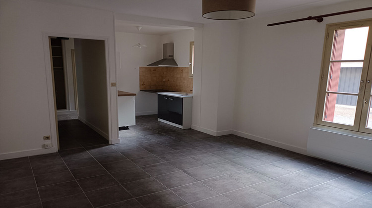 Ma-Cabane - Location Appartement VIBRAYE, 38 m²