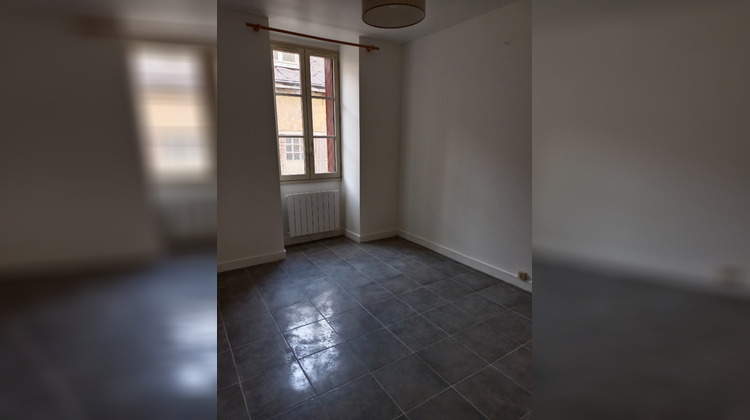 Ma-Cabane - Location Appartement VIBRAYE, 38 m²