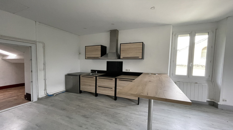 Ma-Cabane - Location Appartement Vic-en-Bigorre, 32 m²