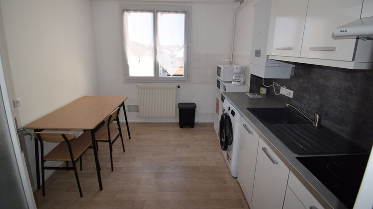 Ma-Cabane - Location Appartement VICHY, 46 m²