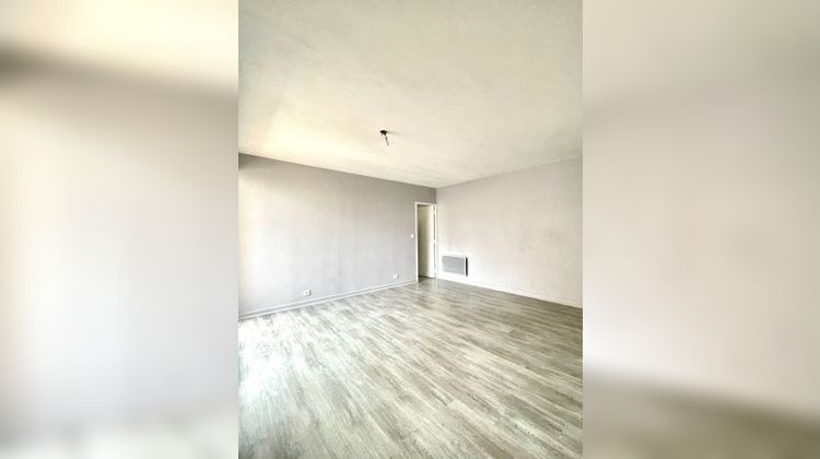 Ma-Cabane - Location Appartement Vierzon, 53 m²