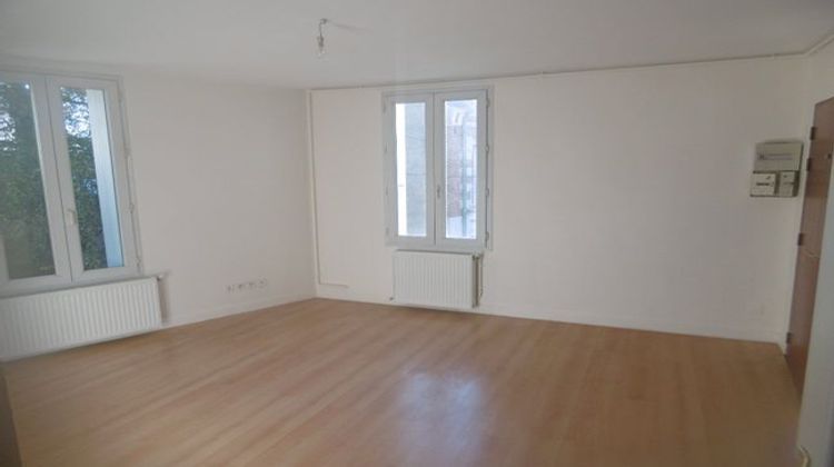 Ma-Cabane - Location Appartement Vierzon, 60 m²