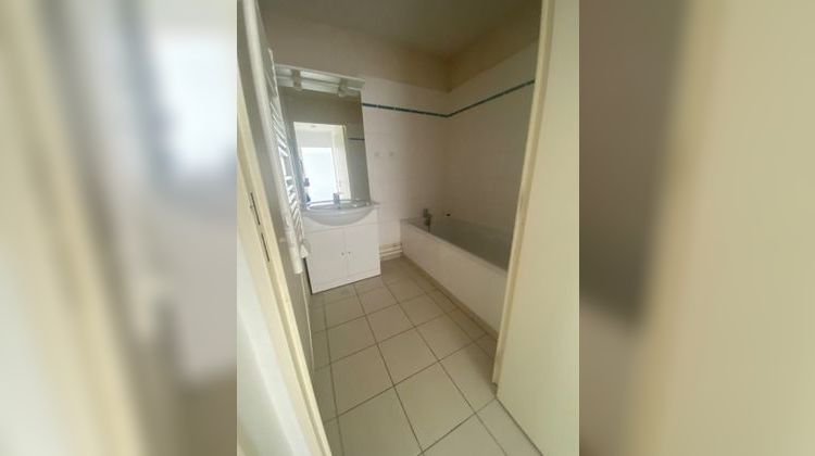 Ma-Cabane - Location Appartement Vierzon, 48 m²