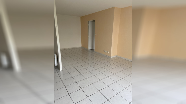 Ma-Cabane - Location Appartement Vierzon, 45 m²