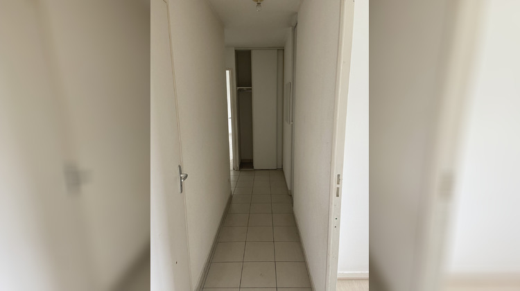 Ma-Cabane - Location Appartement Vierzon, 62 m²