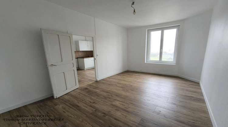 Ma-Cabane - Location Appartement VIERZON, 43 m²