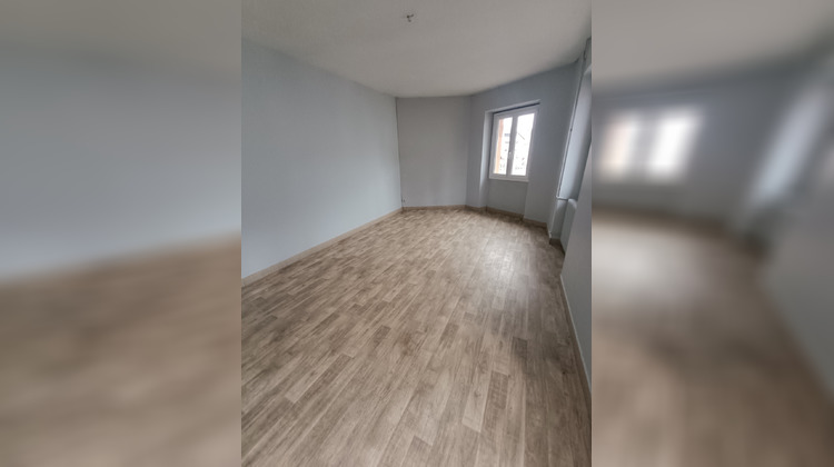 Ma-Cabane - Location Appartement Vierzon, 48 m²