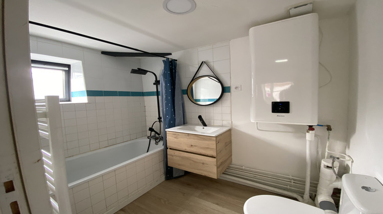 Ma-Cabane - Location Appartement Vierzon, 35 m²