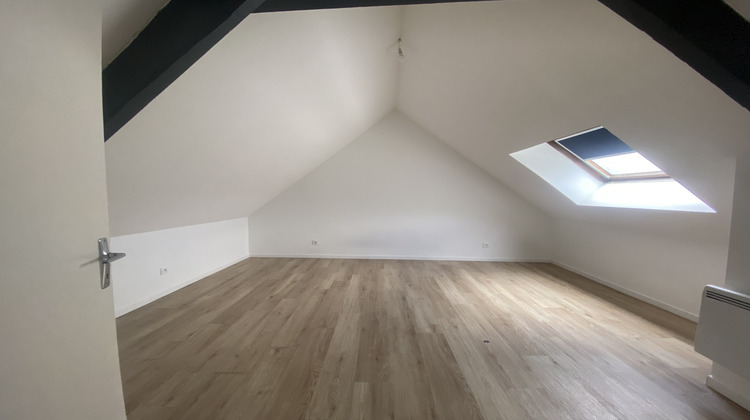 Ma-Cabane - Location Appartement Vierzon, 35 m²