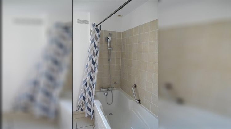 Ma-Cabane - Location Appartement Vierzon, 70 m²