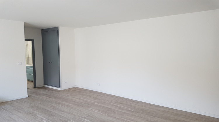 Ma-Cabane - Location Appartement Vierzon, 44 m²