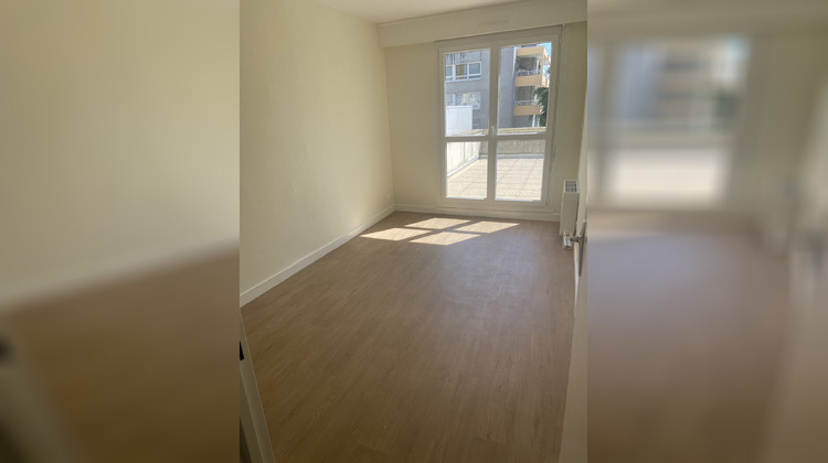 Ma-Cabane - Location Appartement Vierzon, 76 m²