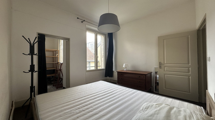 Ma-Cabane - Location Appartement Vierzon, 31 m²