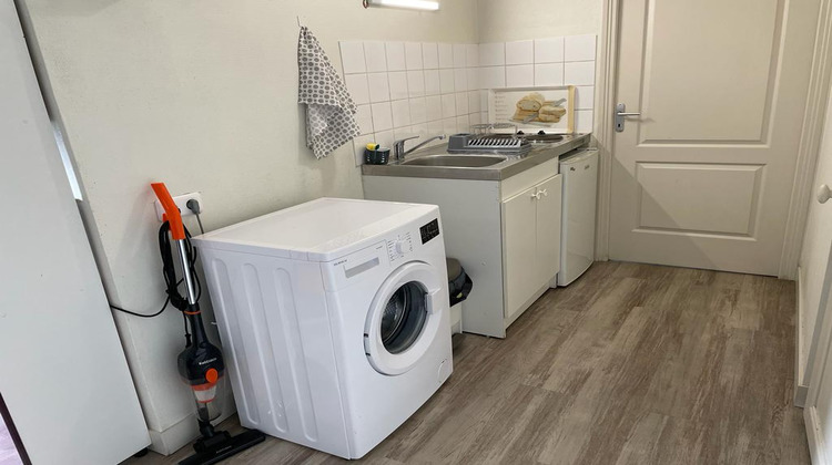 Ma-Cabane - Location Appartement Vierzon, 30 m²