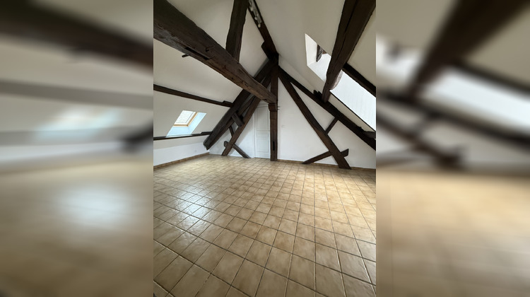 Ma-Cabane - Location Appartement Vierzon, 75 m²