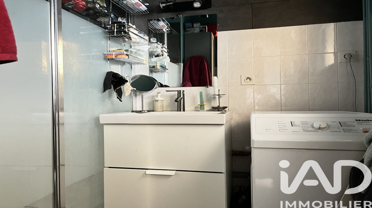 Ma-Cabane - Location Appartement Vignols, 65 m²