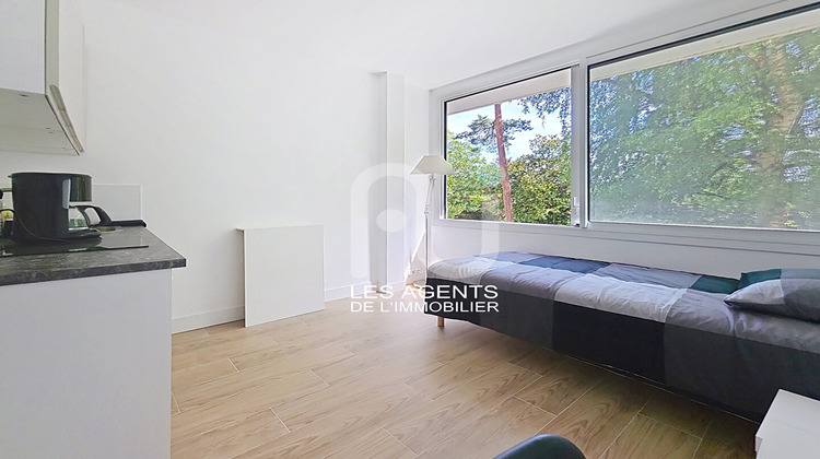 Ma-Cabane - Location Appartement VILLE-D'AVRAY, 12 m²